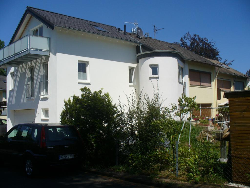 Ferienwohnung Rheinaue Кьолн Екстериор снимка