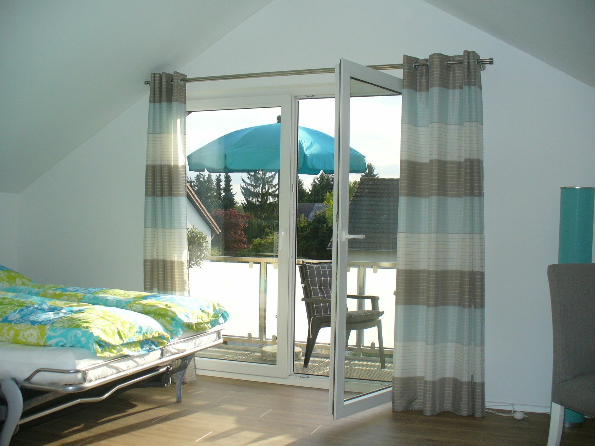 Ferienwohnung Rheinaue Кьолн Екстериор снимка