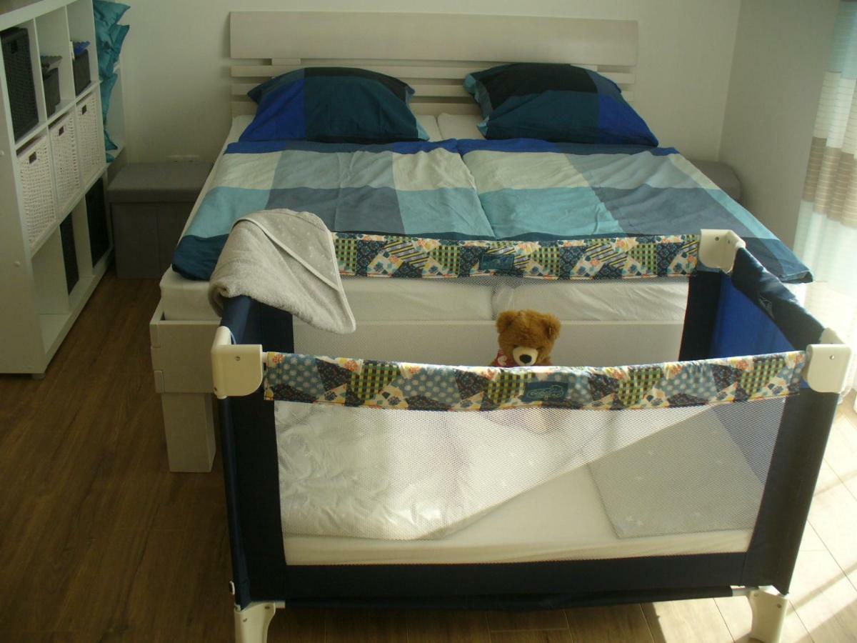 Ferienwohnung Rheinaue Кьолн Екстериор снимка