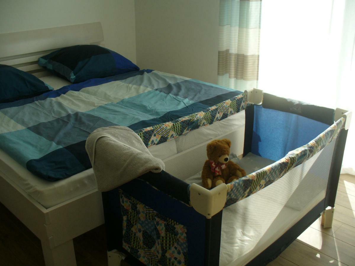 Ferienwohnung Rheinaue Кьолн Екстериор снимка